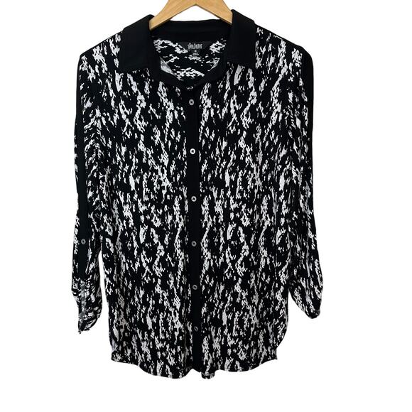 Slim Factor Womens Top Size‎ M Black White Roll Tab Sleeve Button Front Blouse - Picture 1 of 9